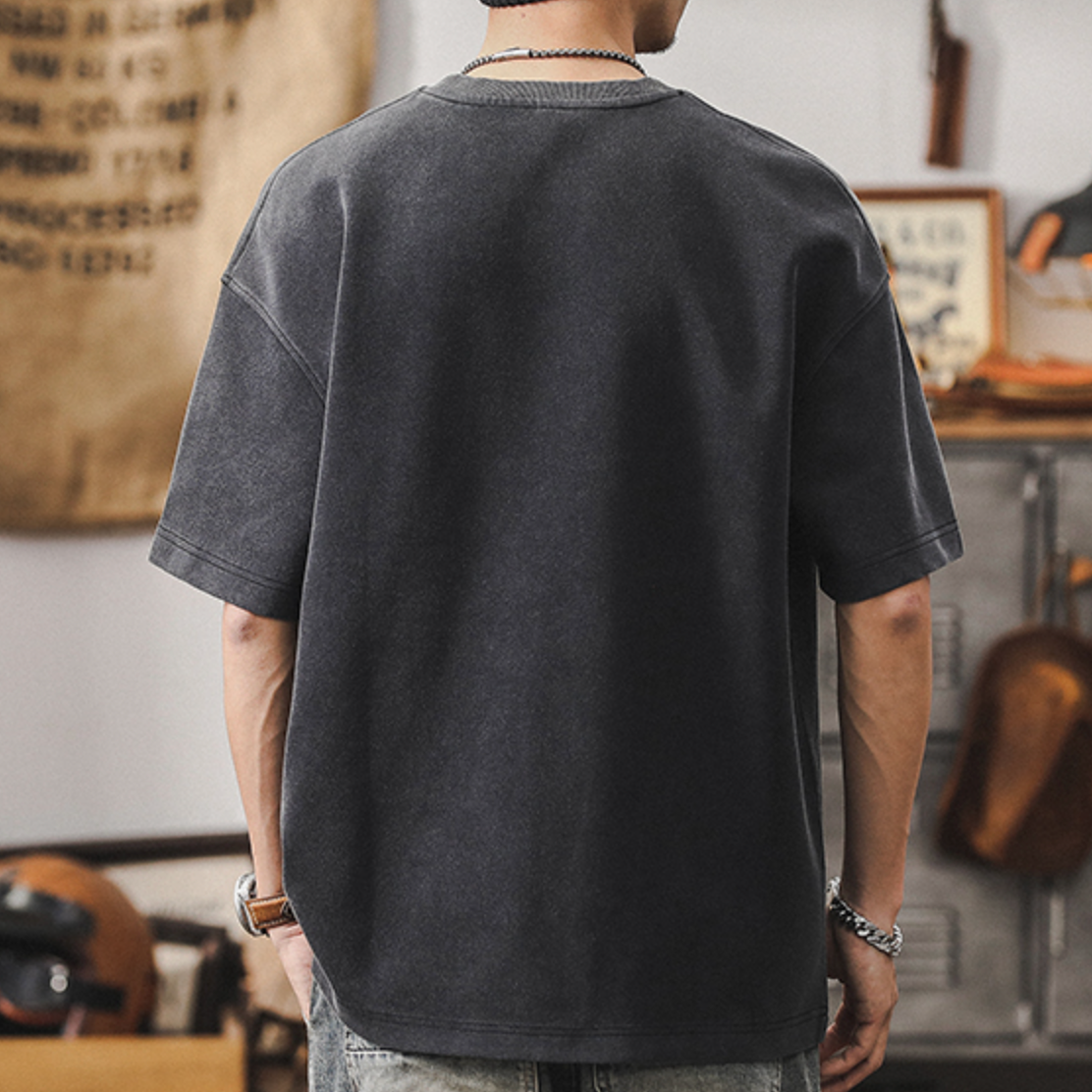 Front Pocket Retro T-shirt A0936