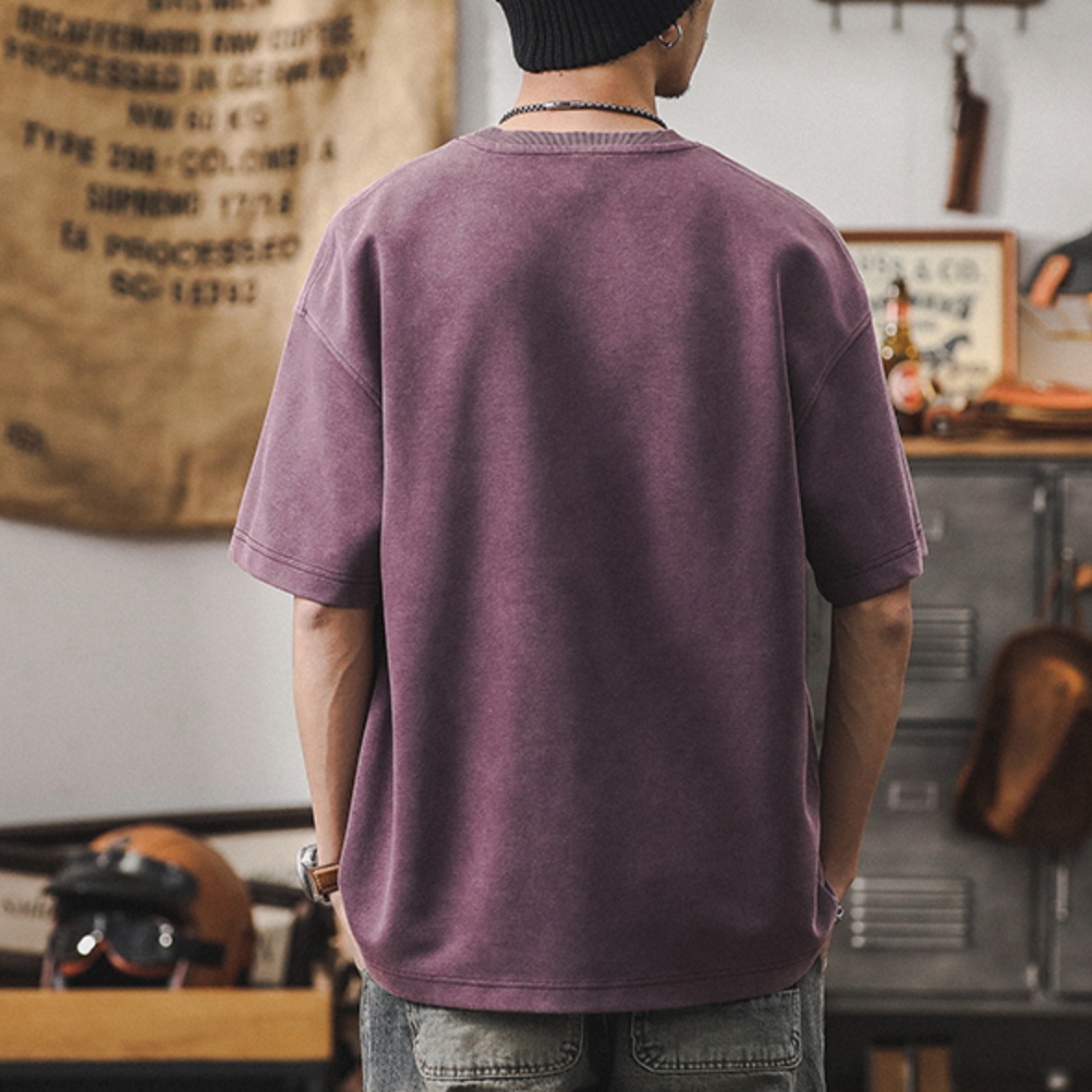 Front Pocket Retro T-shirt A0936