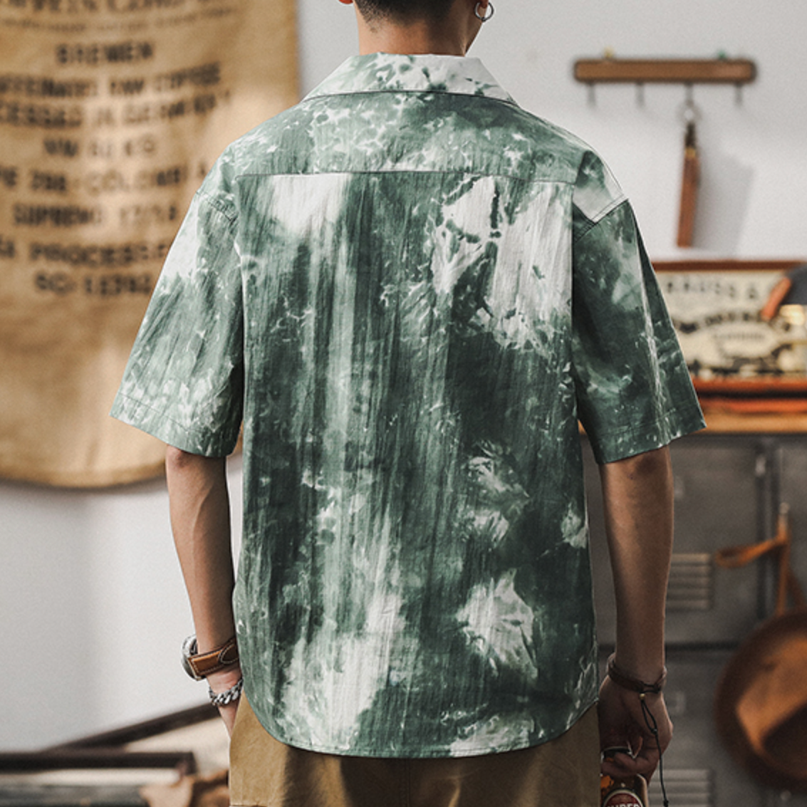 Anti-wrinkle Thin Cuban Collar Shirt A0990