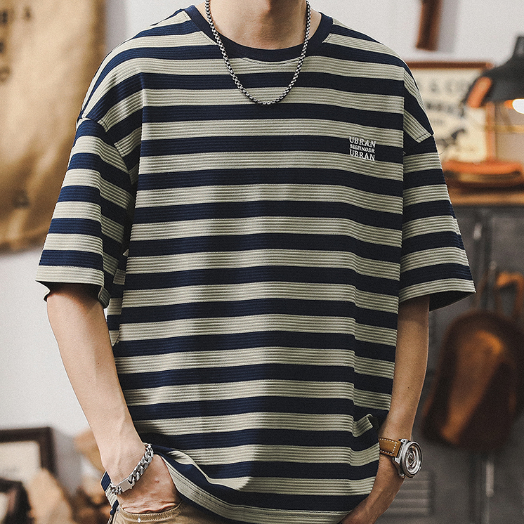 Short-sleeved T-shirt Striped Top A0961