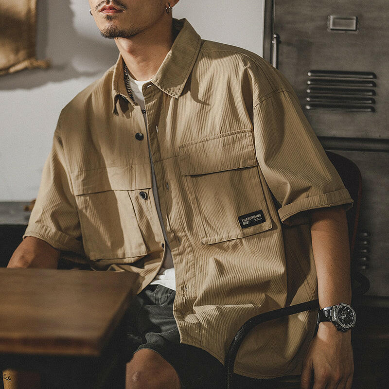 Tooling Short-sleeved Beige Shirt A0135