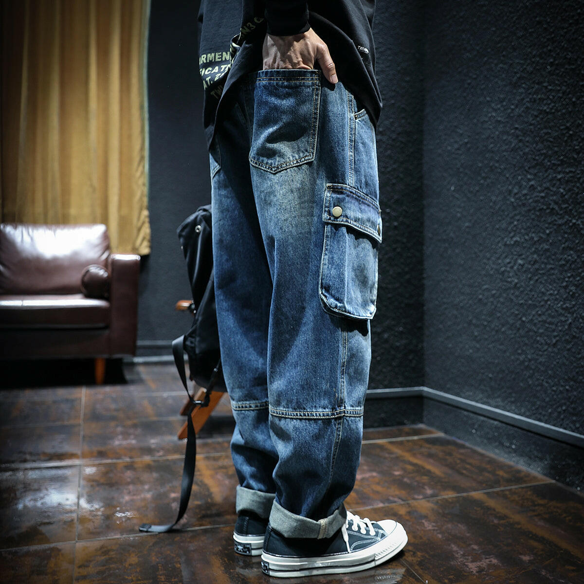 Multi Pocket Loose Straight Jeans P0038.