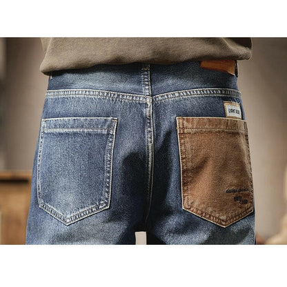 Features a Back Pocket Straight Jeans A0289