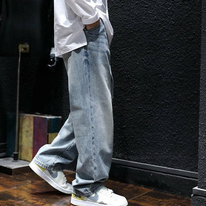 Light-colored Simple Straight Jeans P0063.