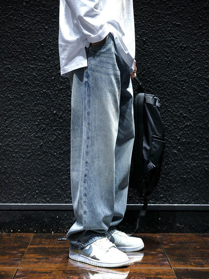 Light-colored Simple Straight Jeans P0063.